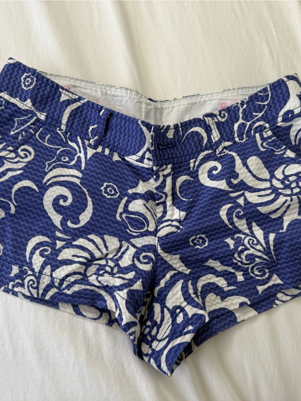 Women’s Blue and White Printed short Shorts